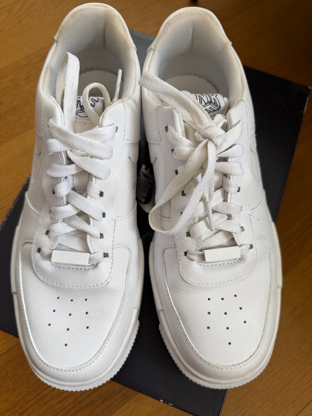Nike Women's Air Force 1 Pixel Sneakers - White Sz 9 - Used - Picture 2 of 14